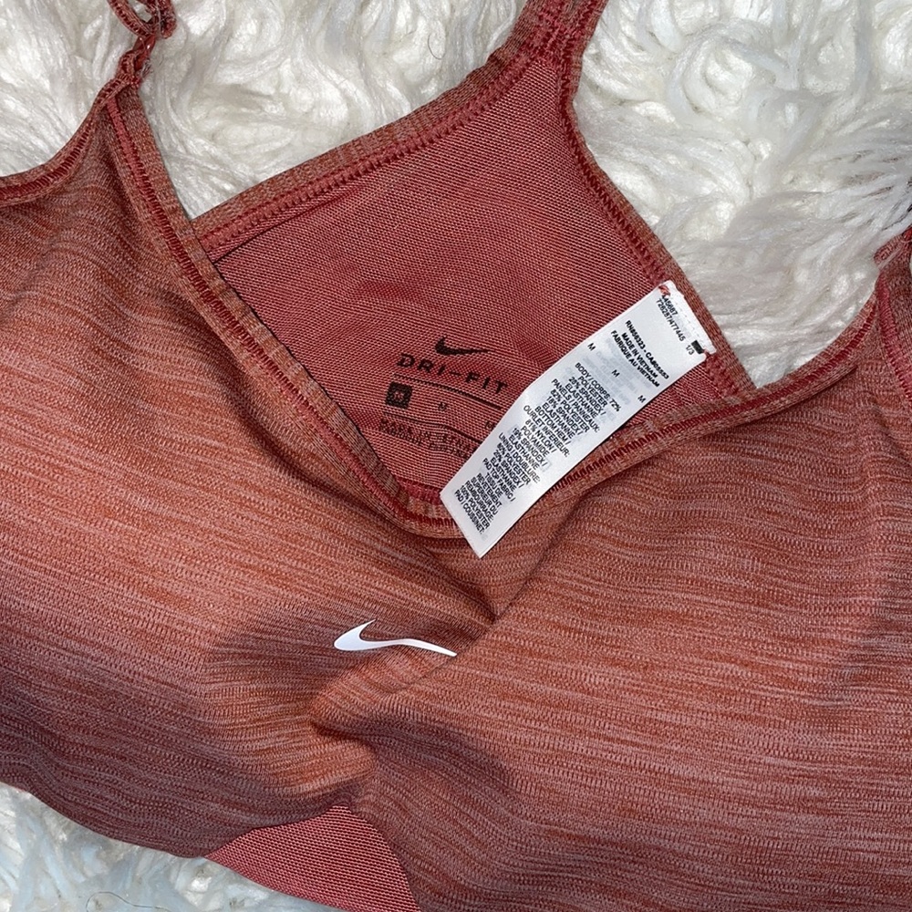Nike Workout outfit (Thermafit/DriFit) - Picture 4 of 4